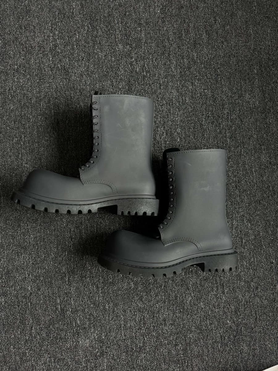 FanQie's own 2022 autumn and winter high-top Mickey steroid derby mold integrated king bomb single product