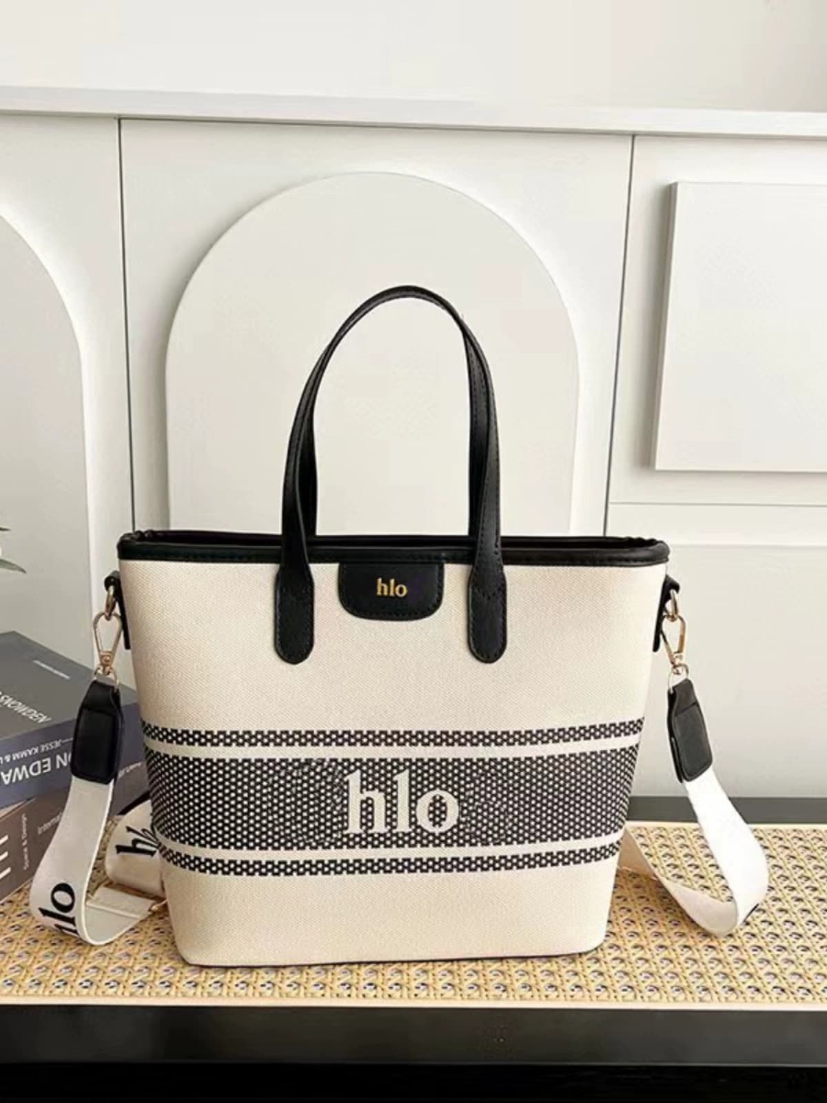 Portable messenger bag canvas lightweight large capacity popular new retro women's bag factory direct sales hot style women's bag